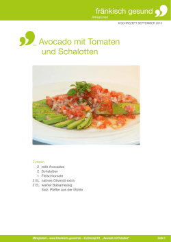 Avocado mit Tomaten und Schalotten