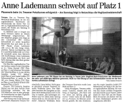 Anne Lademann schwebt auf PIatzI - TSV