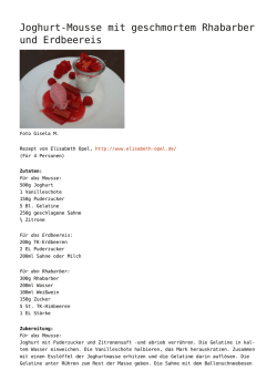 Joghurt-Mousse mit geschmortem Rhabarber und Erdbeereis